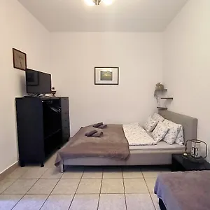 Caesar Apartman